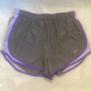 Nike women’s shorts